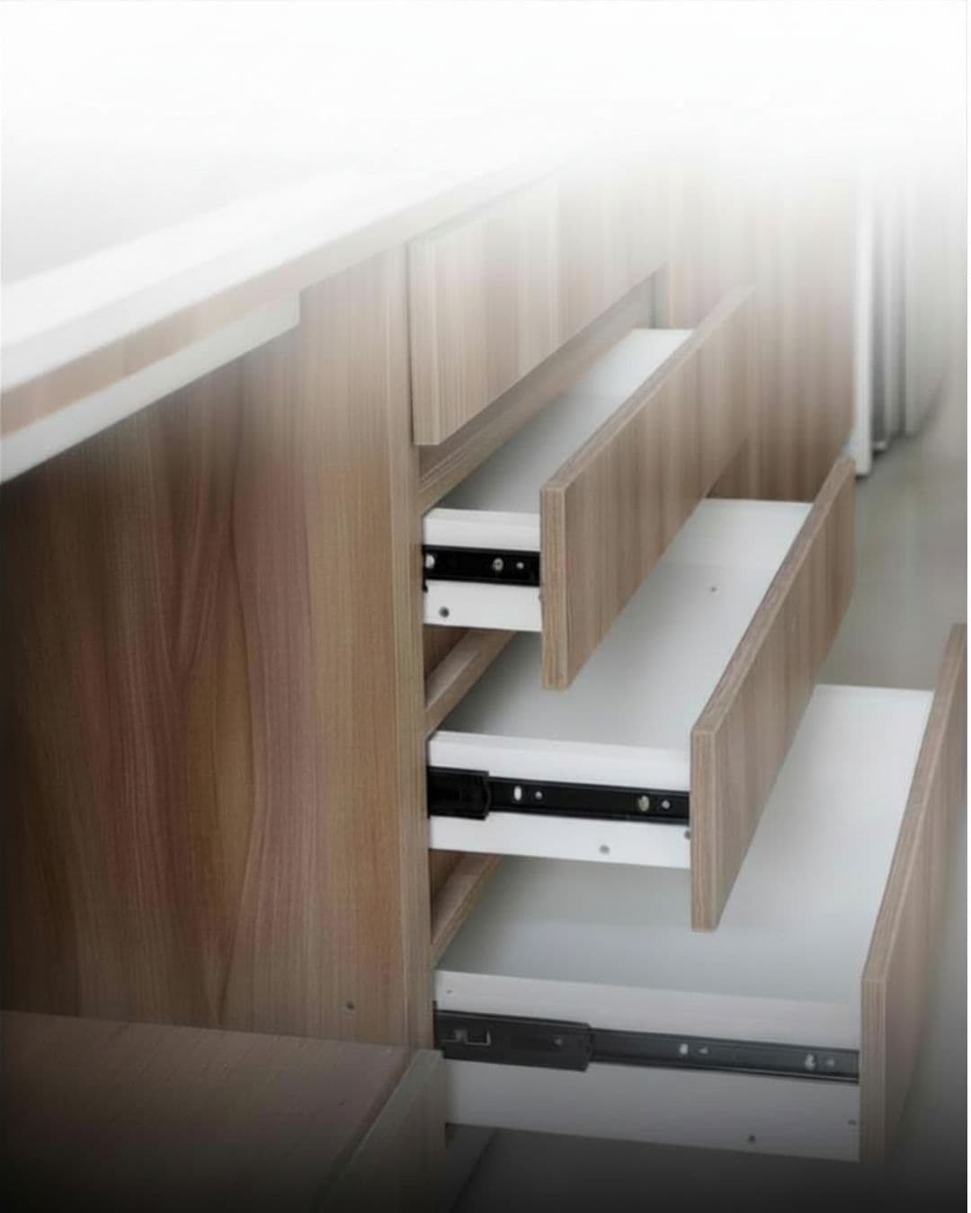 Mengapa Furnitur Anda Membutuhkan Soft-Close?
